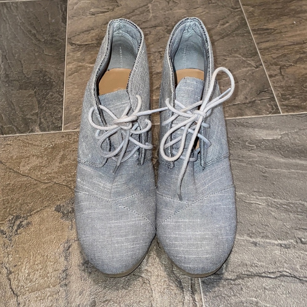 Gray wedges!
